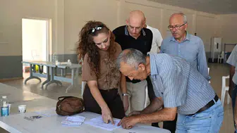 Manisa'da çilek üreticilerine önemli destek: Malç naylonu hibesi sağlandı