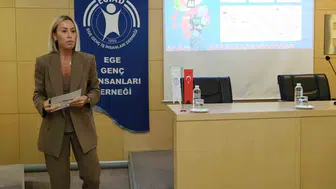 EGİAD’da yapay zekâ ve dijital görünürlük semineri düzenlendi