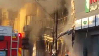 İzmir'de iş yerinde çıkan yangın yoğun paniğe neden oldu