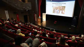 Düzce Üniversitesi’nde 2026-2027 akademik yılı oryantasyon programları gerçekleştirildi