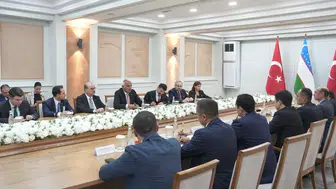 Bakan Ersoy, Özbekistan’da 25 eserin çevirisi için destek sağladı