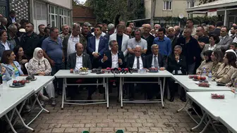 Özgür Özel Bursa'da çiftçilerle buluştu: Kooperatifleşme vurgusu yaptı