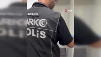 Antalya'da suç örgütlerini öven paylaşımlara yönelik operasyon düzenlendi
