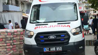 Ocakta unutulan yemek yangın çıkardı, bir kişi dumandan etkilendi