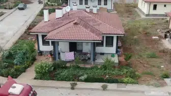 Gaziantep'te depremzedeler bahçelerinde üretim yapıyor