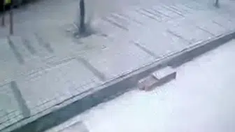 Bursa'da özel halk otobüsünün çarptığı kadın hayatını kaybetti