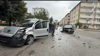 Eskişehir'de kaza sonrası gerginlik: Yaralı kadın hastaneye kaldırıldı