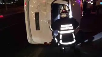 Batman'da hafif ticari araç ile otomobil çarpıştı, 2 yaralı