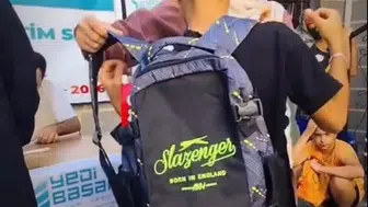 Hayırsever iş adamı Mehmet Bozkuş, ihtiyaç sahibi 100 öğrenciye yardımda bulundu