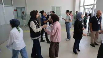 Elazığ'da KPSS'ye giren adaylar heyecanla sınav merkezlerine akın etti