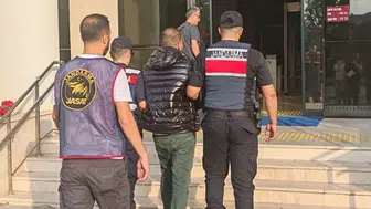 İzmir’de 60 suçtan aranan şahıs JASAT tarafından yakalandı