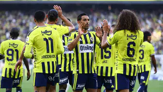 Fenerbahçe tarihi zaferine 8 golle imza attı