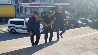 Eşini bıçakla öldüren 78 yaşındaki Mehmet Ünlü adliyeye sevk edildi