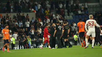 Nuri Şahin maçın ardından hakemle yüz yüze geldi, kırmızı kart gördü