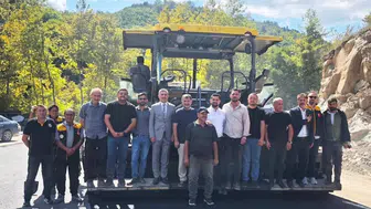 Yığılca'nın ulaşım konforu artıyor: Yedigöller grup yolu asfalt çalışmaları başladı