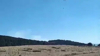 Çankırı ve Ankara sınırındaki orman yangınına hava ve kara desteğiyle müdahale sürüyor