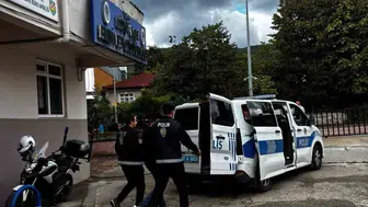 Cide'de bıçaklı kavga: Bir kişi yaralandı, şüpheli tutuklandı