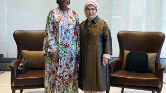 Emine Erdoğan, Fatima Maada Bio ile çevre ve eğitim konularını görüştü