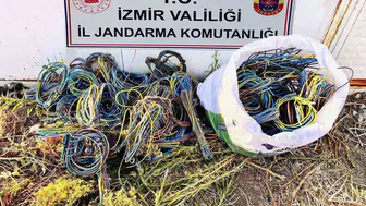İzmir'de kablo hırsızları suçüstü yakalandı: 700 bin TL çalıntı kablo ele geçirildi