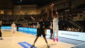 Körfez Basket, Esenler Erokspor'u 88-79 yenerek sezonu açtı