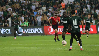 Kocaelispor, Samsunspor karşısında ilk yarıyı önde kapattı