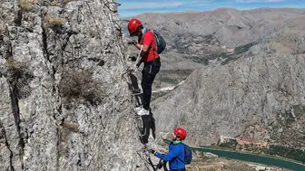 Kemaliye'deki via ferrata parkuru, adrenalin severlerin gözdesi haline geldi