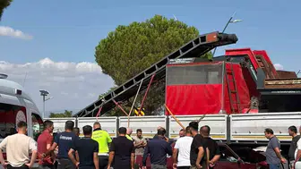 Burdur'da otomobil ve tır çarpıştı: İki yaralı