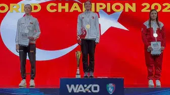 Samsunlu Göknur Gülten, dünya kick boks şampiyonu oldu