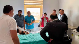 Manisa Valisi Vahdettin Özkan, yaralı öğrencilere ziyarette bulundu