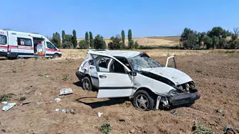 Kırıkkale'de devrilen otomobilde iki kişi yaralandı