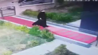 Evden hırsızlık yapan şüpheli otobüste yakalandı