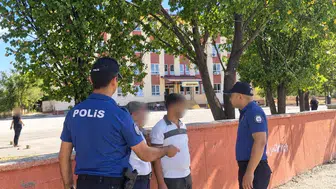 Palu'da okul çevreleri ve servis araçları denetlendi