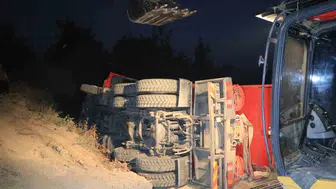 Orman yangınına müdahale eden arazöz devrildi, iki işçi hastaneye kaldırıldı