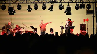 Manisa'da Hüsnü Arkan rüzgarı: Yeni Han Akşamları’nda unutulmaz bir konser