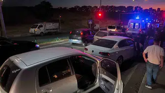 Siirt'te zincirleme trafik kazası: iki kişi hastaneye kaldırıldı