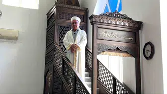Kamil Binal, 44 yıllık imamlık görevine duygusal bir veda etti