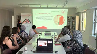 Eskişehir'de ADEM kursiyerlerine aile bilinci ve teknoloji güvenliği eğitimi verildi