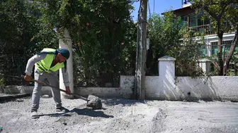 Kuşadası'nda mahalle yolları yenileniyor: Ulaşım alt yapısı güçleniyor