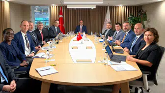Sanayi ve teknoloji bakanı Kacır, IFC heyetini İstanbul'da ağırladı