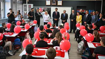 Uşak’ta yeni eğitim öğretim yılı coşkuyla başladı