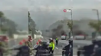 Fatih'te ticari araç yangınında trafik kontrollü sağlandı