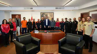 Kayseri AFAD, muhtemel İstanbul depremine hazırlık için Kartal'da çalışmalarını sürdürüyor