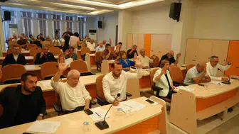 Atakum Belediyesi'nde maaş krizi devam ediyor: Çalışanlar 4,5 aydır bekliyor