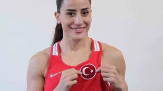 Gizem Özer, Avrupa Boks Şampiyonası'nda bronz madalya kazandı