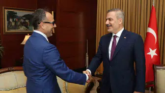 Dışişleri Bakanı Fidan, TÜRKPA Genel Sekreteri Hasan ile Bakü'de bir araya geldi