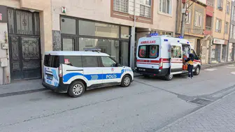 Eskişehir'de yataktan düşen 80 yaşındaki adam hayatını kaybetti