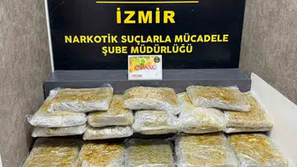 İzmir'de uyuşturucu operasyonları: Kilolarca kokain ve esrar ele geçirildi