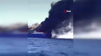 Mikonos adası açıklarında kargo gemisinde yangın çıktı