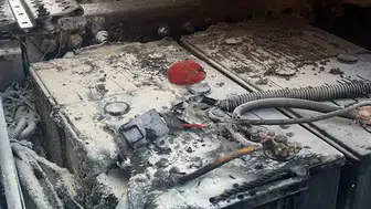 Sındırgı'da seyir halindeki araç alev alev yandı