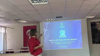 Bandırma Eğitim ve Araştırma Hastanesi'nde sağlık kalitesi üzerine önemli toplantı